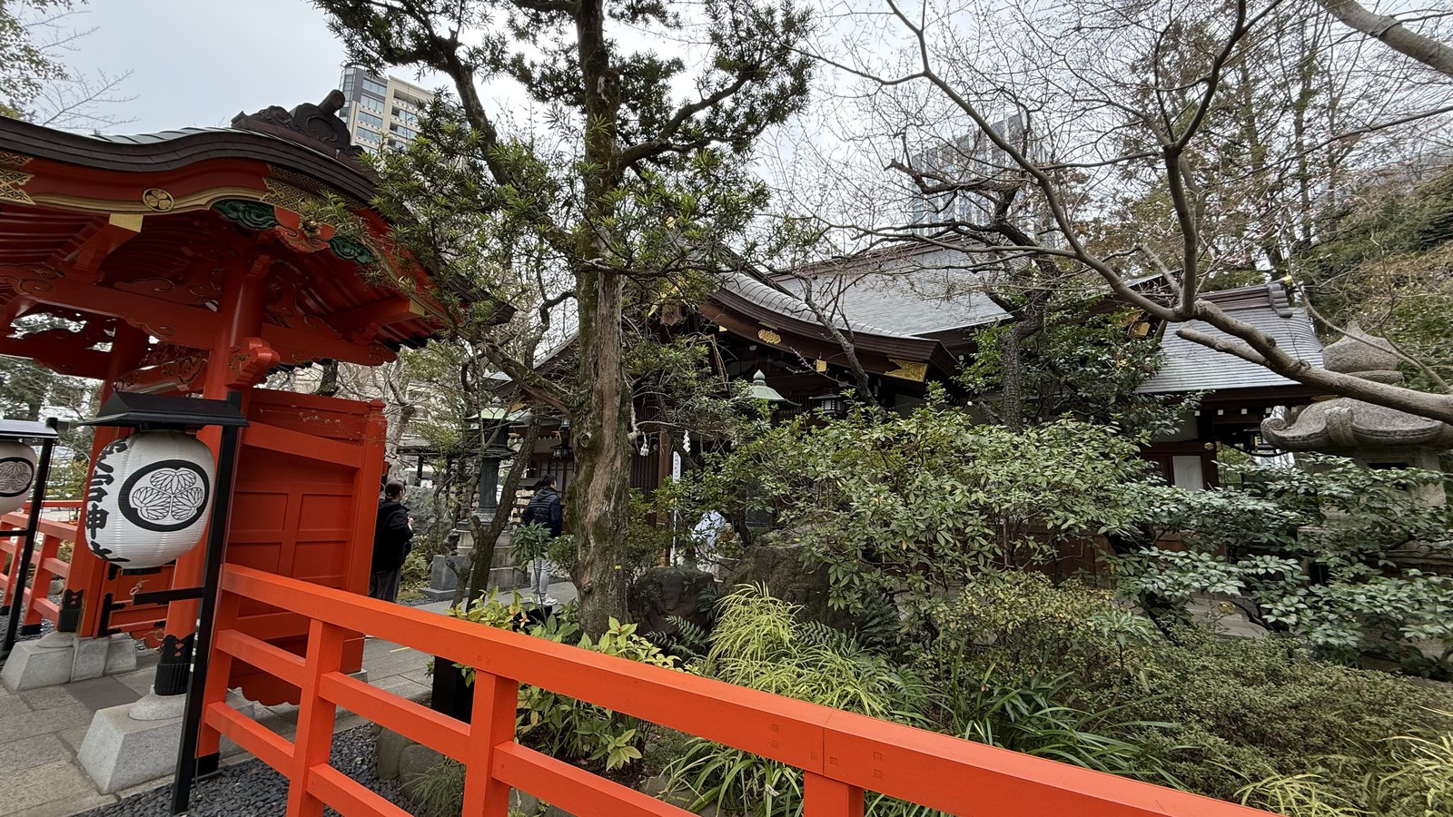 The shrine buildings of Atago Jinja seen through the trees