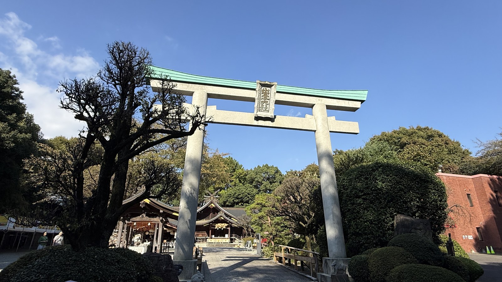 The great torii in the grounds