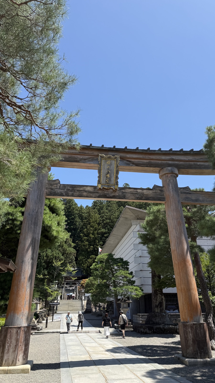 The torii and the Yatai Kaikan