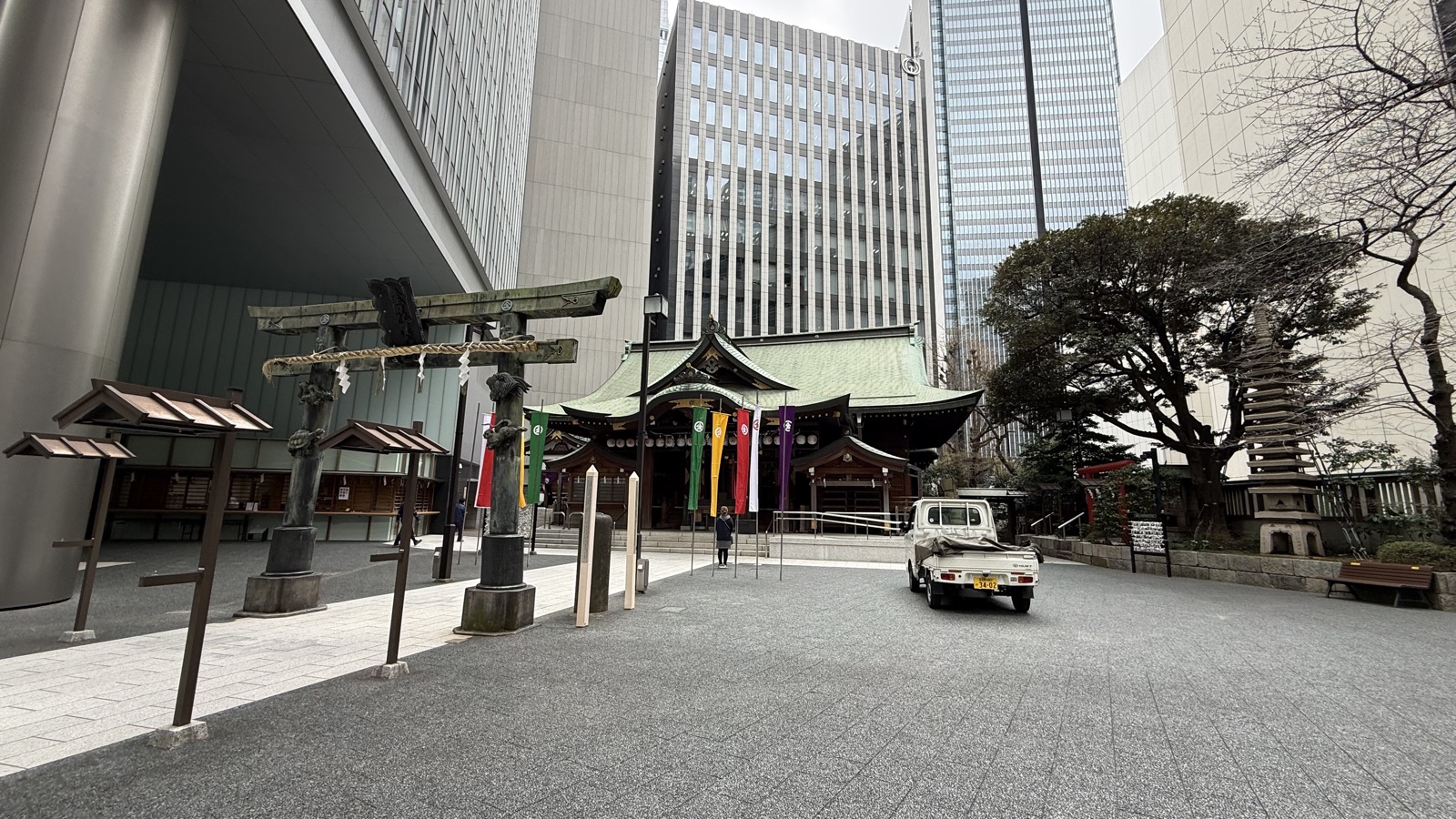 Shrine building between office towers